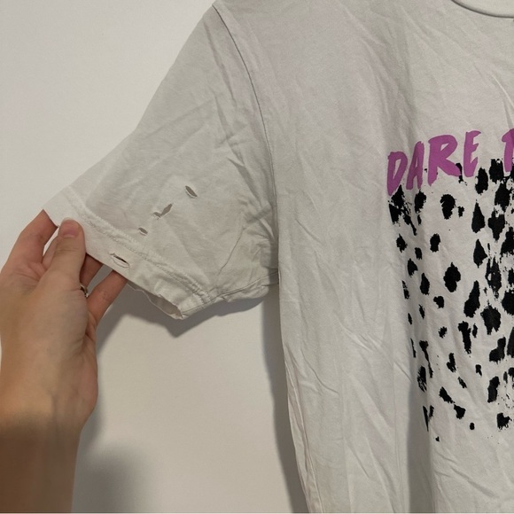 Lulusimonstudios X Jana Kramer “dare to begin” white distressed tee shirt - Picture 5 of 9